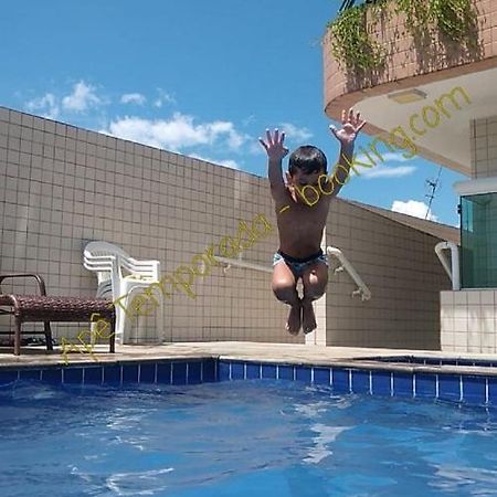Ape Temporada Praia Grande Sp Completo Com Piscina, Churrasqueira, Estacionamento Exterior foto