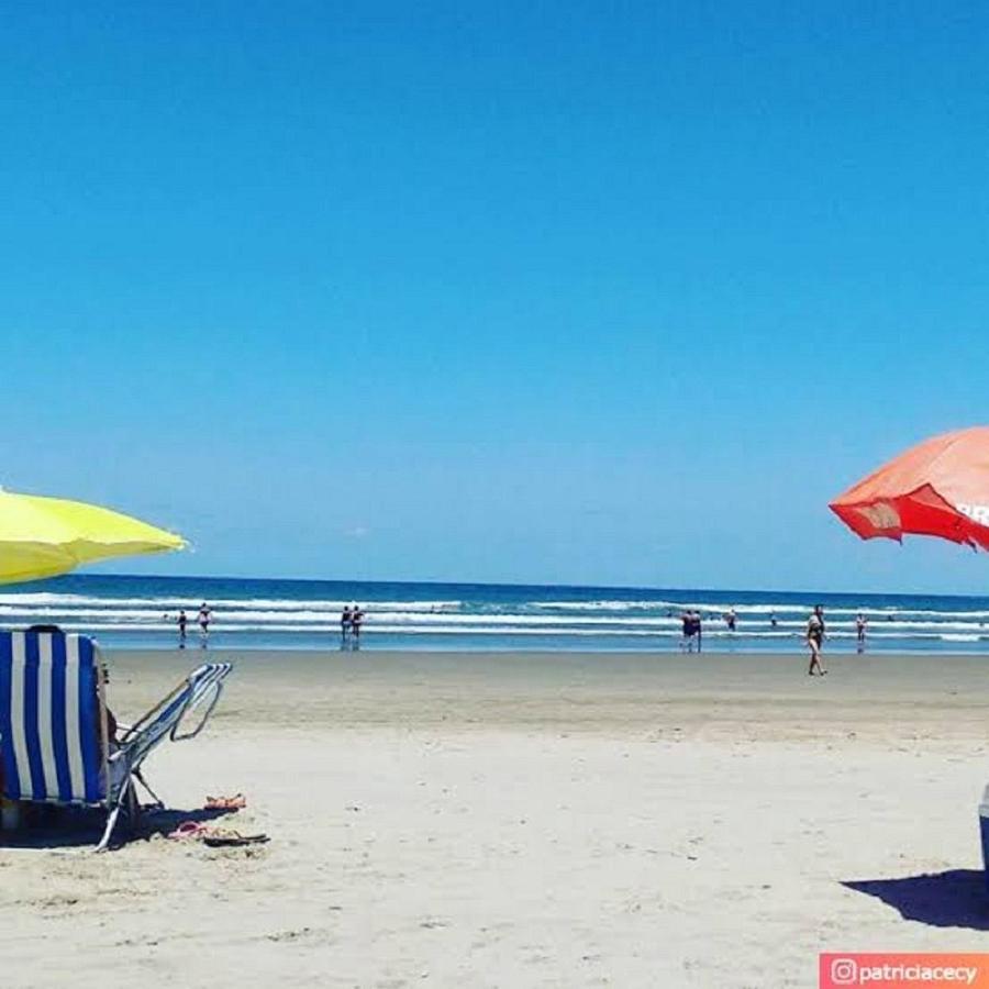 Ape Temporada Praia Grande Sp Completo Com Piscina, Churrasqueira, Estacionamento Exterior foto